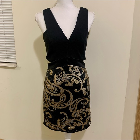 Privy Dress Black Cutout w Gold Sequins Sz M Medium Formal Dress - Picture 6 of 7